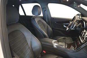 Mercedes GLC300 bild 15