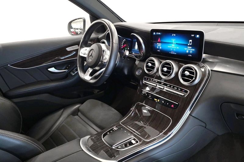 Mercedes GLC300 bild 14