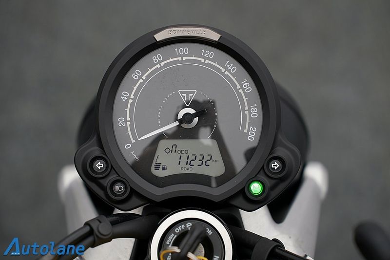 Triumph Street Twin bild 19