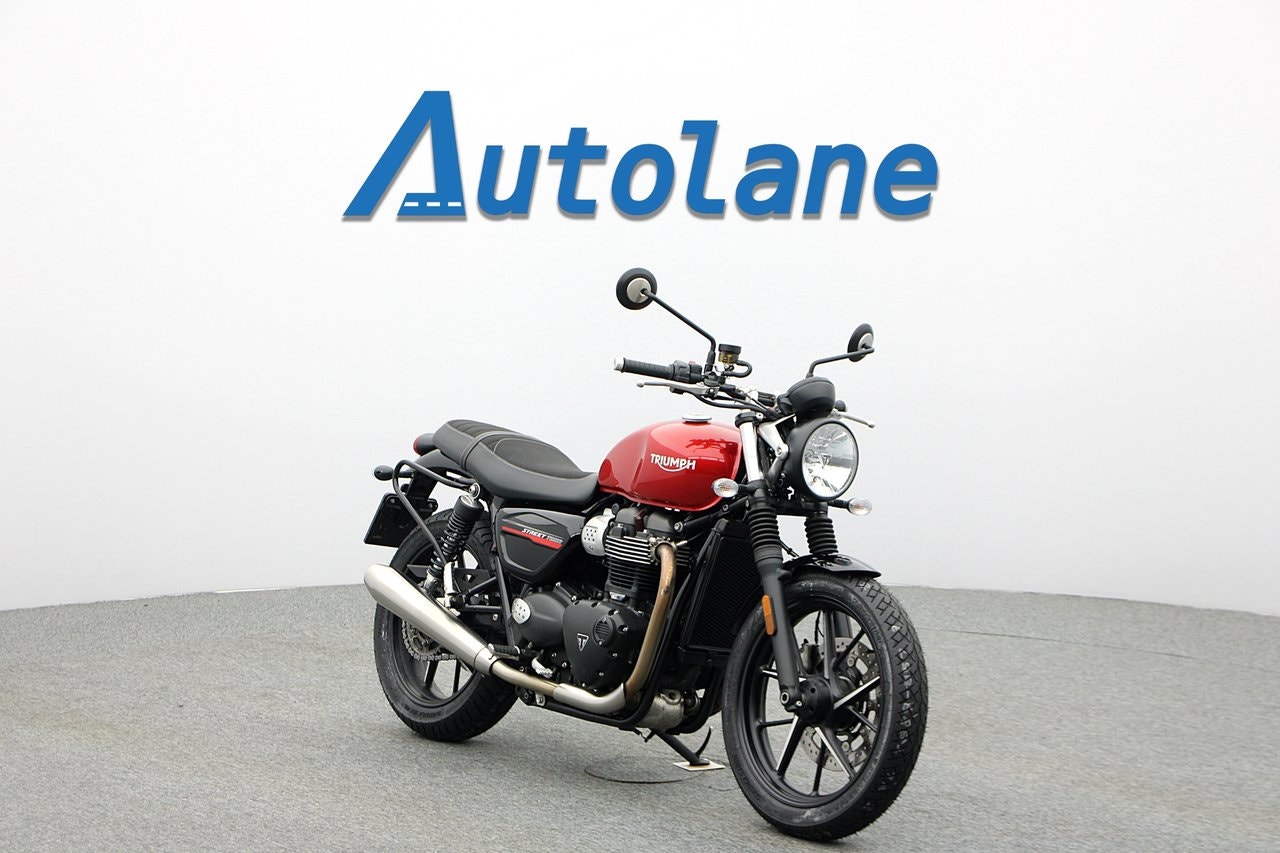 Triumph Street Twin