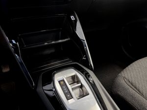 Peugeot 208 bild 11