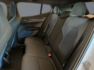 Volvo EX30 bild 8