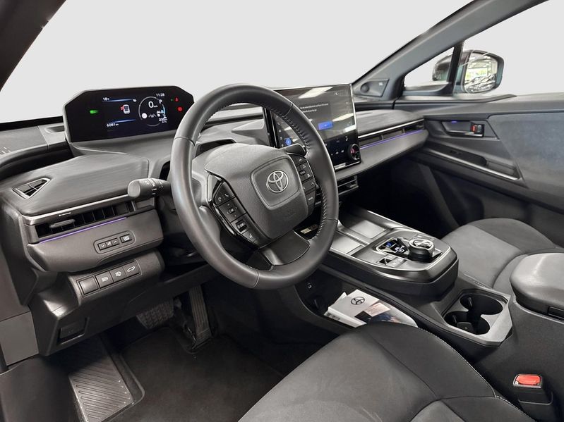 Toyota C-HR+ bild 6