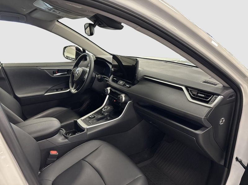 Toyota RAV4 bild 6