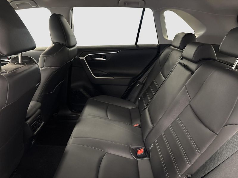 Toyota RAV4 bild 8