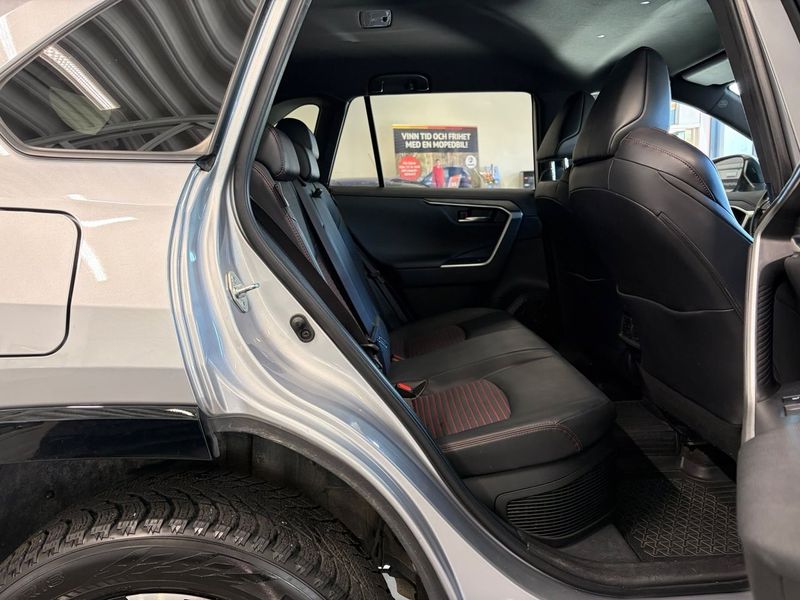Toyota RAV4 bild 12
