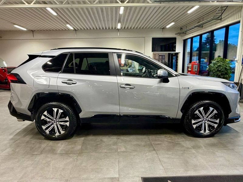 Toyota RAV4 bild 8