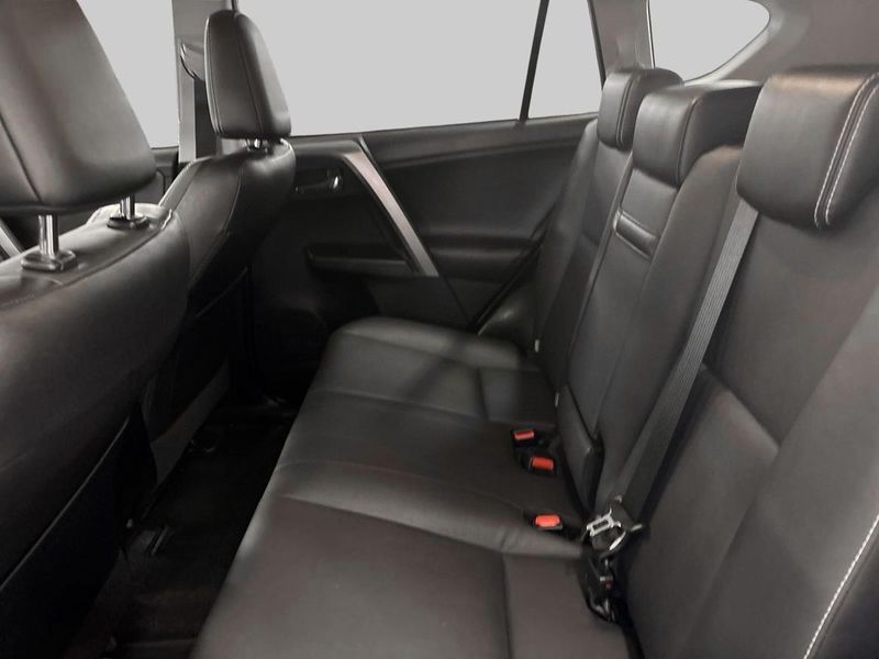 Toyota RAV4 bild 10
