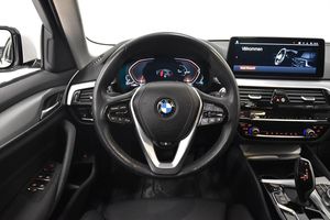 BMW 520 bild 2