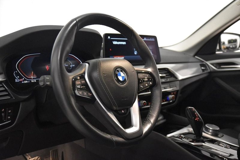BMW 520 bild 8