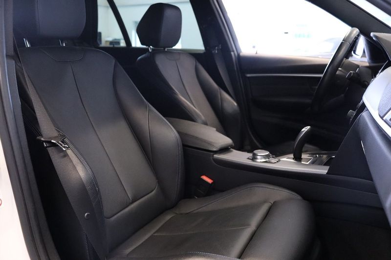BMW 320 bild 12