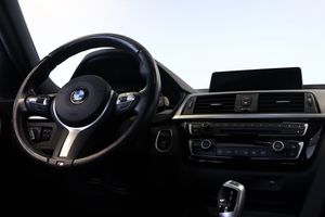 BMW 320 bild 8