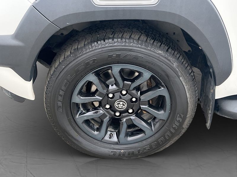 Toyota Hilux bild 34