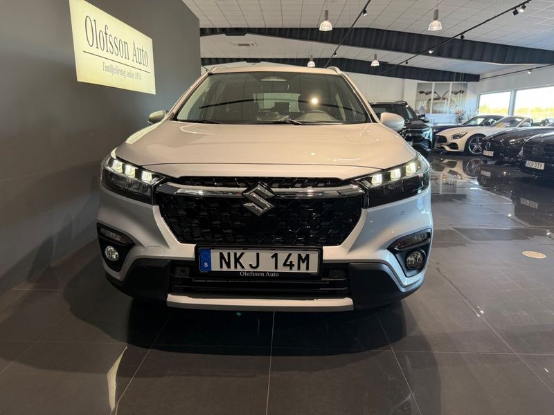 Suzuki S-CROSS bild 2