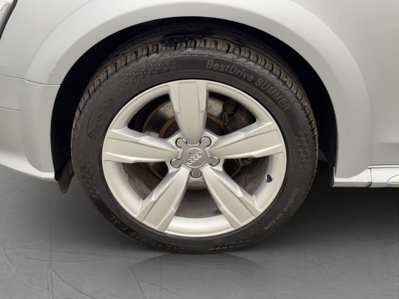 Audi A4 Allroad bild 24