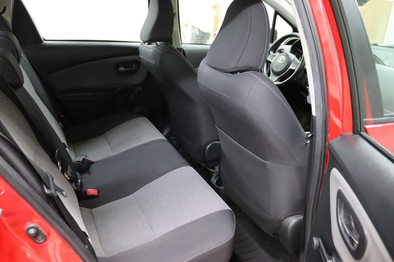 Toyota Yaris bild 13