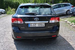 Toyota Avensis bild 4