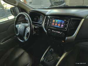 Mitsubishi L200 bild 9