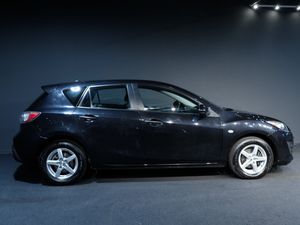 Mazda 3 bild 2