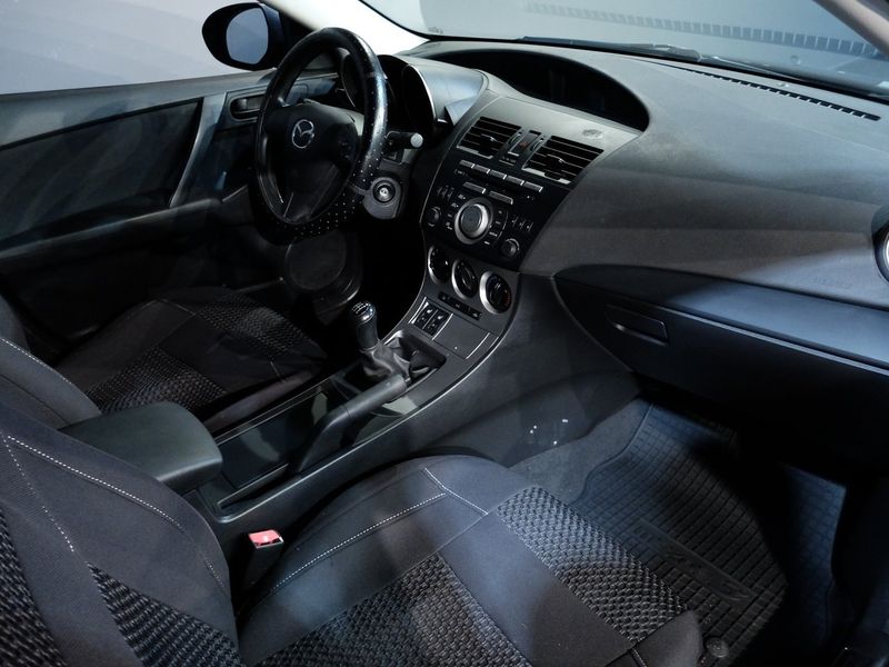 Mazda 3 bild 6