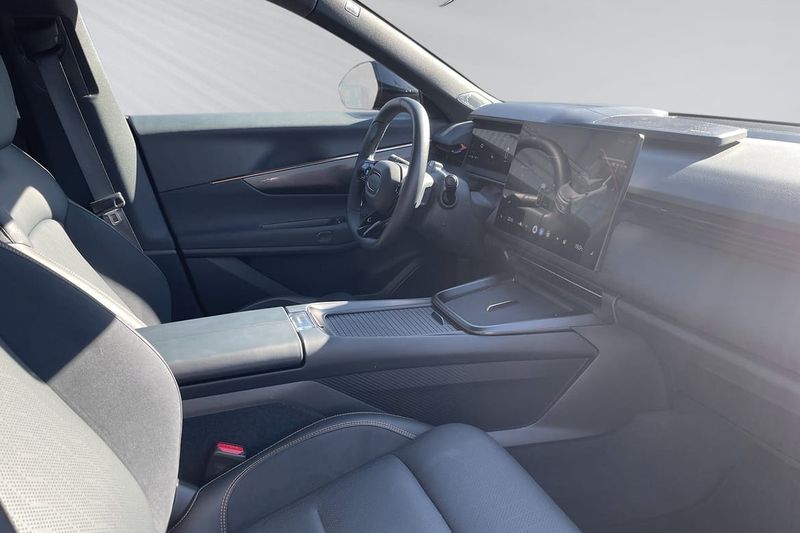 Lynk & Co 08 bild 10