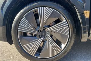 Lynk & Co 08 bild 13