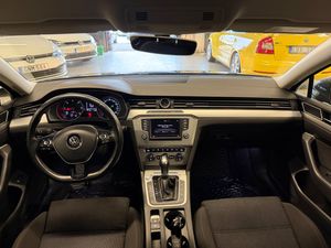 Volkswagen Passat bild 21