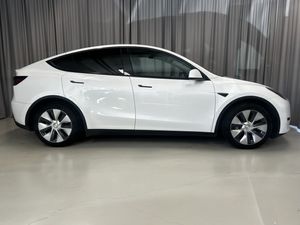 Tesla Model Y bild 4