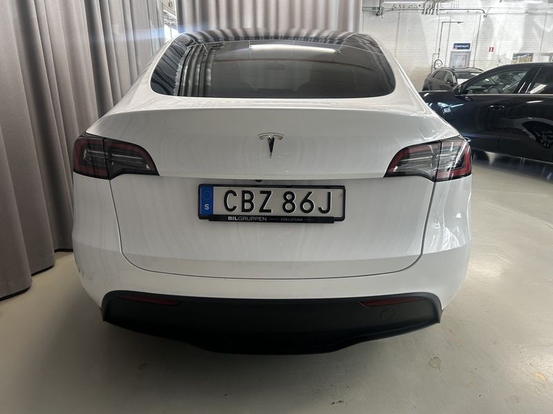 Tesla Model Y bild 6