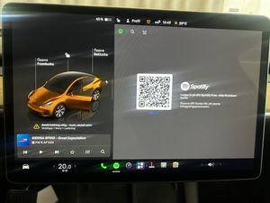 Tesla Model Y bild 18