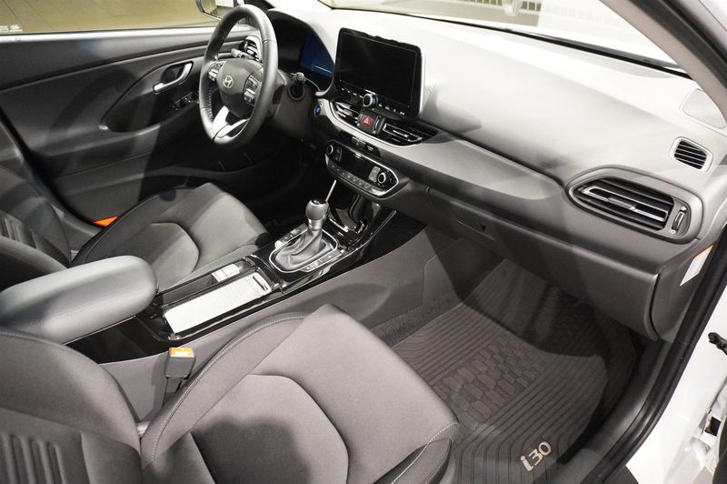 Hyundai i30 bild 9