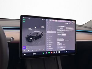 Tesla Model Y bild 18