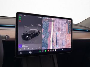 Tesla Model Y bild 15