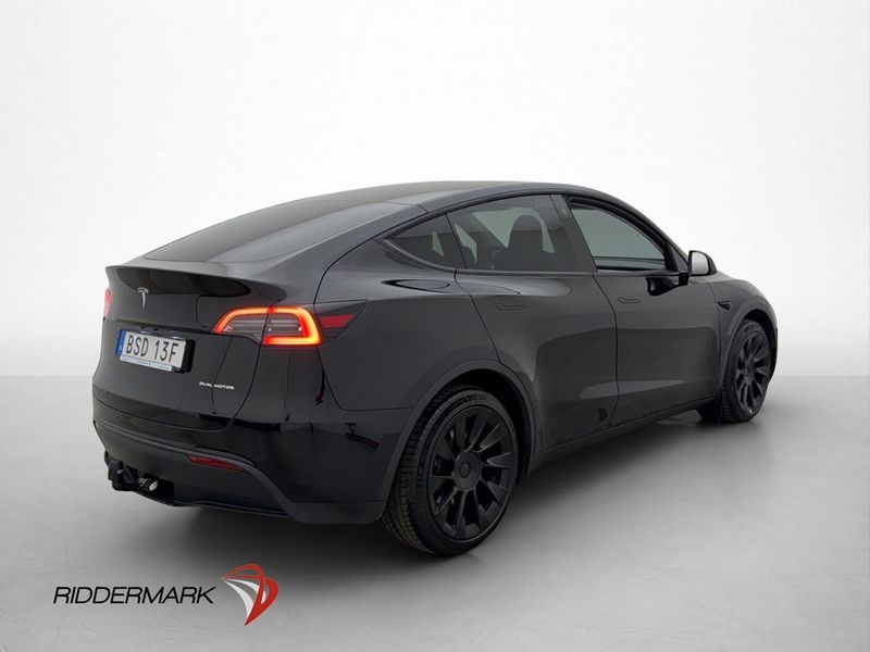 Tesla Model Y bild 8