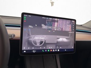 Tesla Model Y bild 19