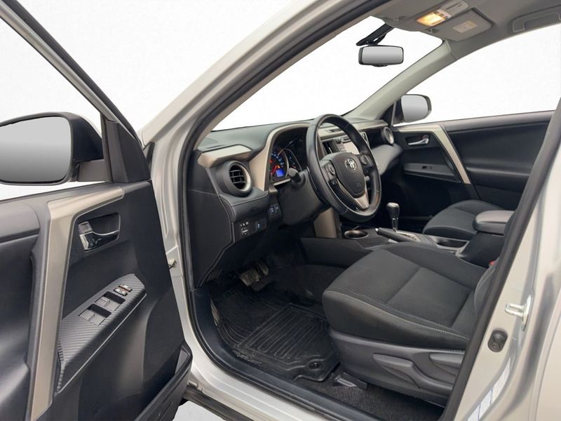 Toyota RAV4 bild 11