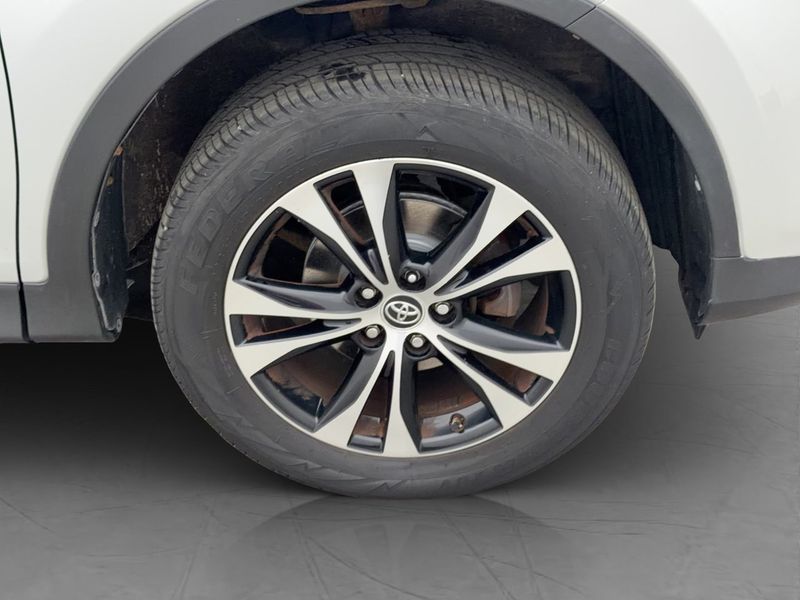 Toyota RAV4 bild 32