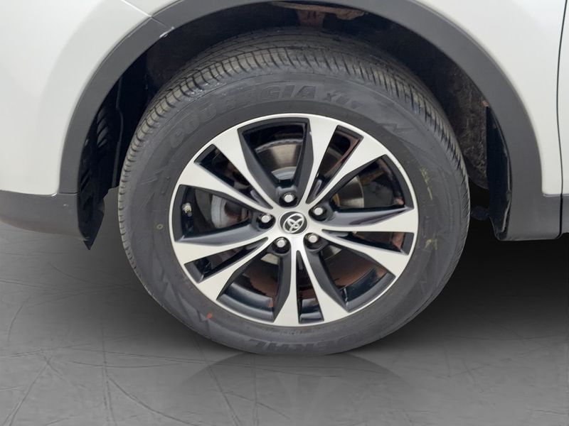 Toyota RAV4 bild 29