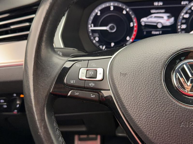 Volkswagen Passat bild 15
