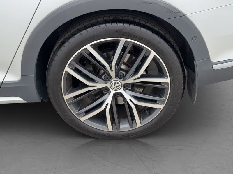 Volkswagen Passat bild 35