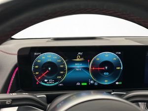 Mercedes EQB300 bild 18