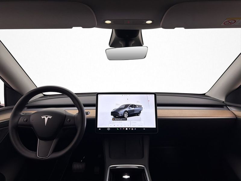 Tesla Model Y bild 15