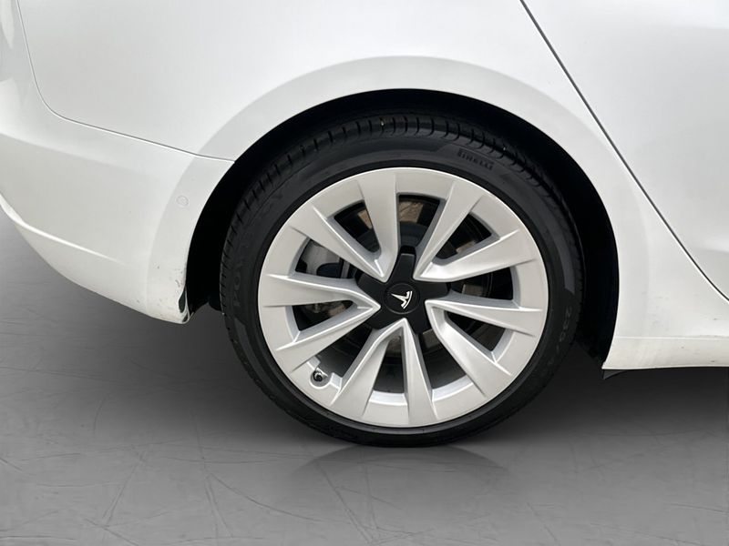 Tesla Model 3 bild 30