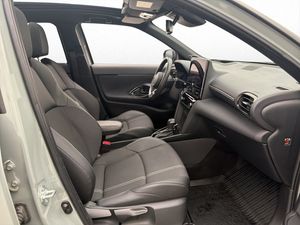 Toyota Yaris Cross bild 26