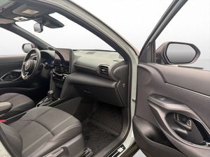 Toyota Yaris Cross bild 27