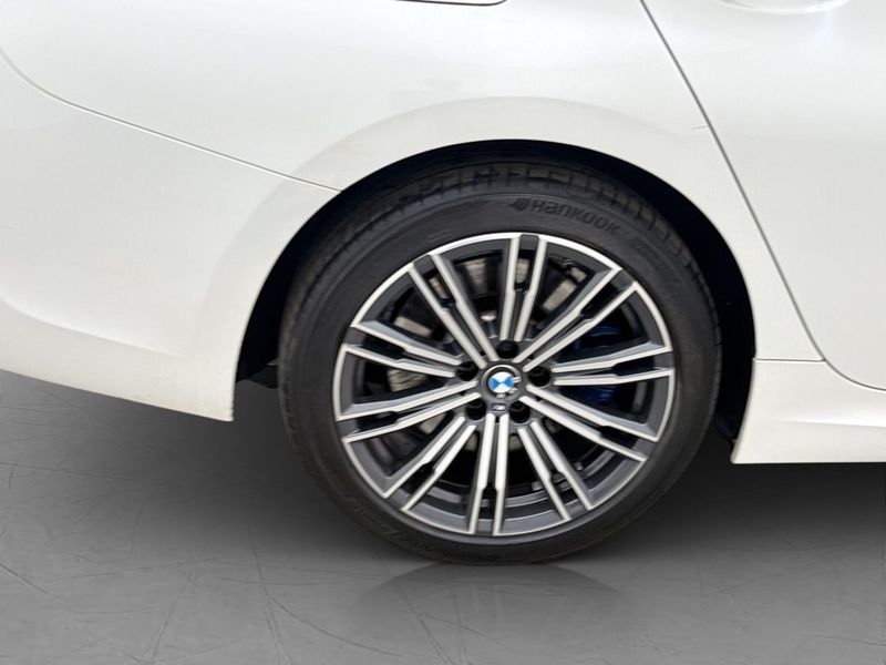 BMW 330 bild 33