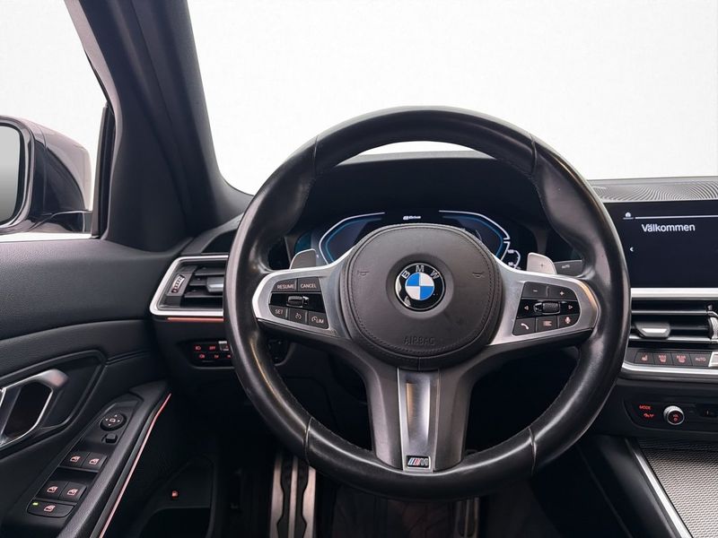BMW 330 bild 13