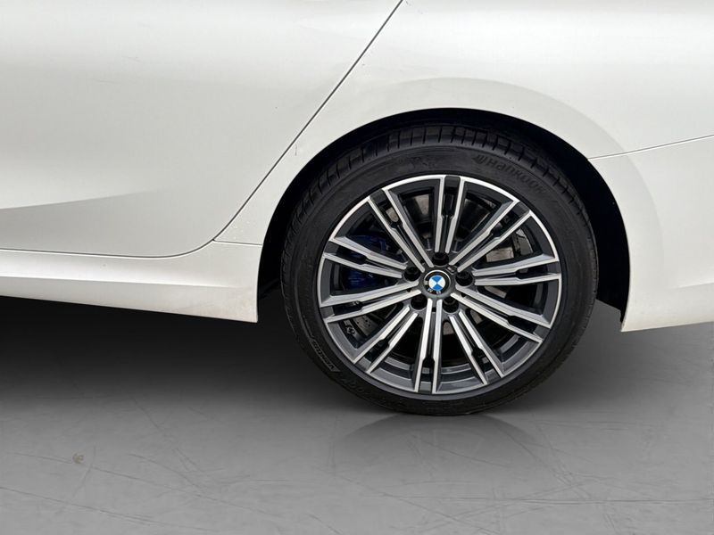 BMW 330 bild 32