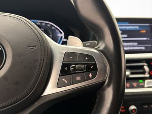 BMW 330 bild 17