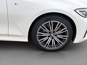 BMW 330 bild 34